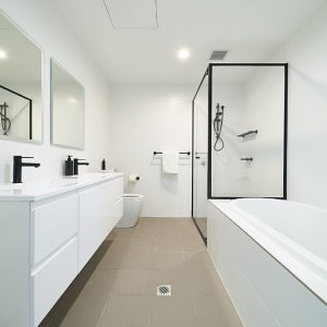 Jervis Bay Executive Apartment Bath 1